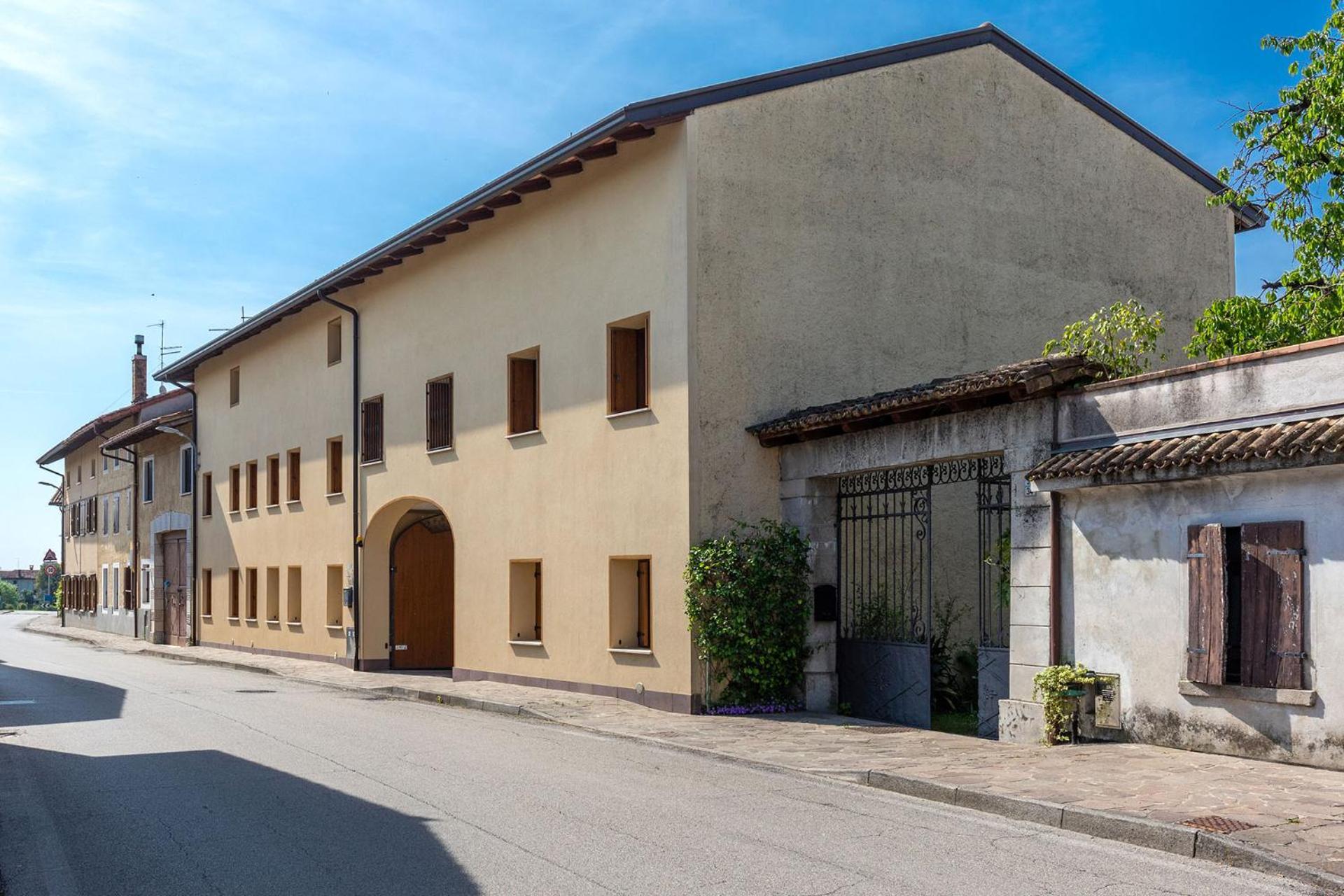 Albergo Diffuso Magredi Vivaro Esterno foto